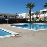 Poolview Ground Floor Διαμέρισμα