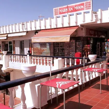 Poolview Ground Floor Apartment