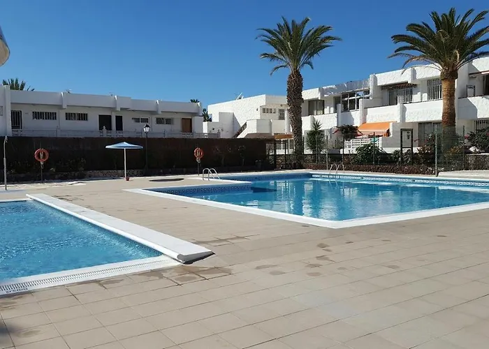 Poolview Ground Floor Apartment