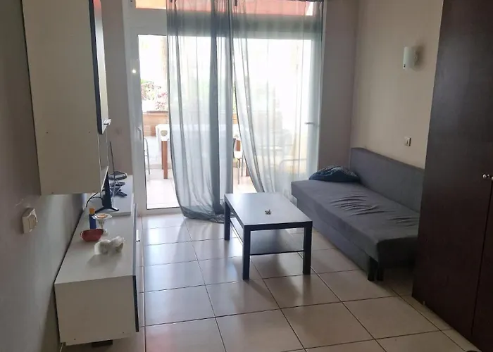 Poolview Ground Floor Appartamento