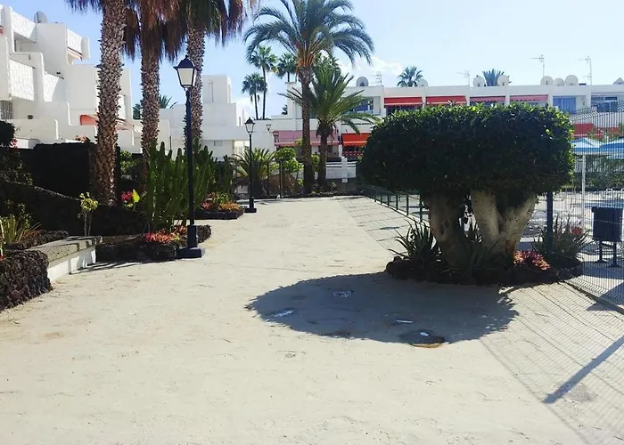 Poolview Ground Floor Appartamento Arona (Tenerife)