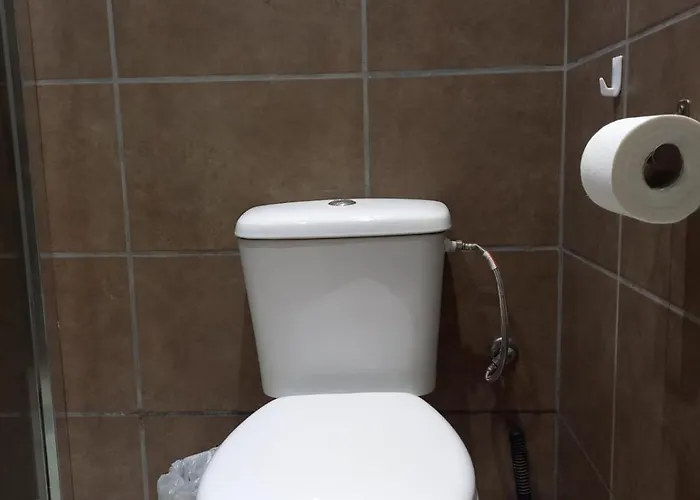 Poolview Ground Floor *