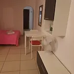 Poolview Ground Floor Apartmán